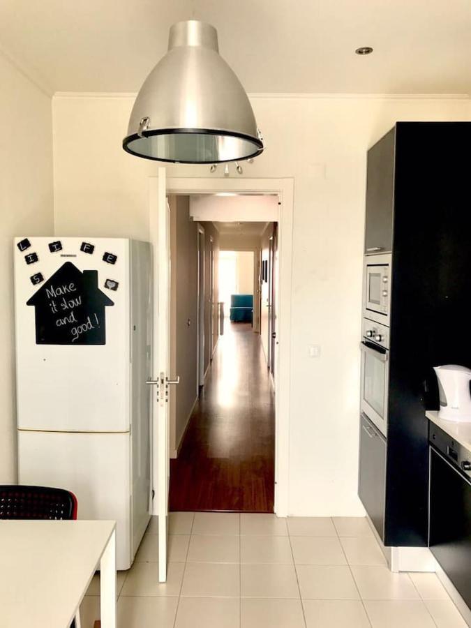 Luxury Part Of The City - Modern Apartment With Airconditioning - Near Subway Lisbon Bagian luar foto