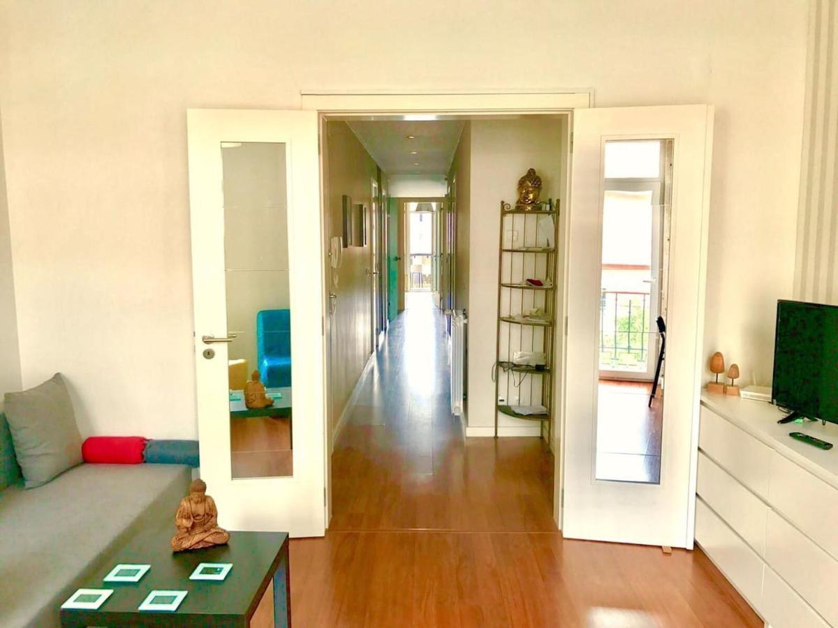 Luxury Part Of The City - Modern Apartment With Airconditioning - Near Subway Lisbon Bagian luar foto